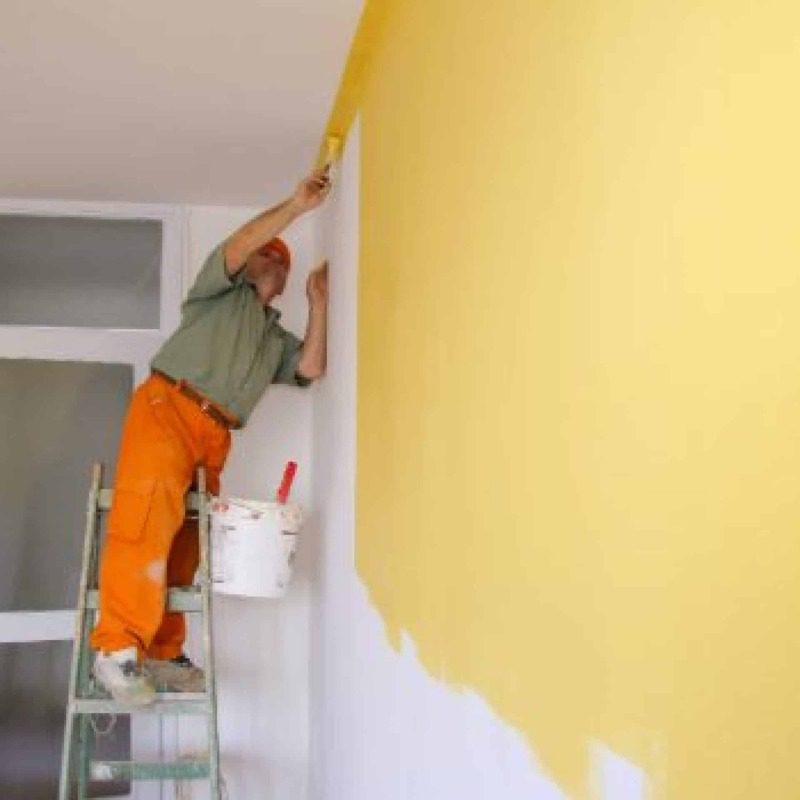 High-quality-studio-painting-service-for-clean-finish